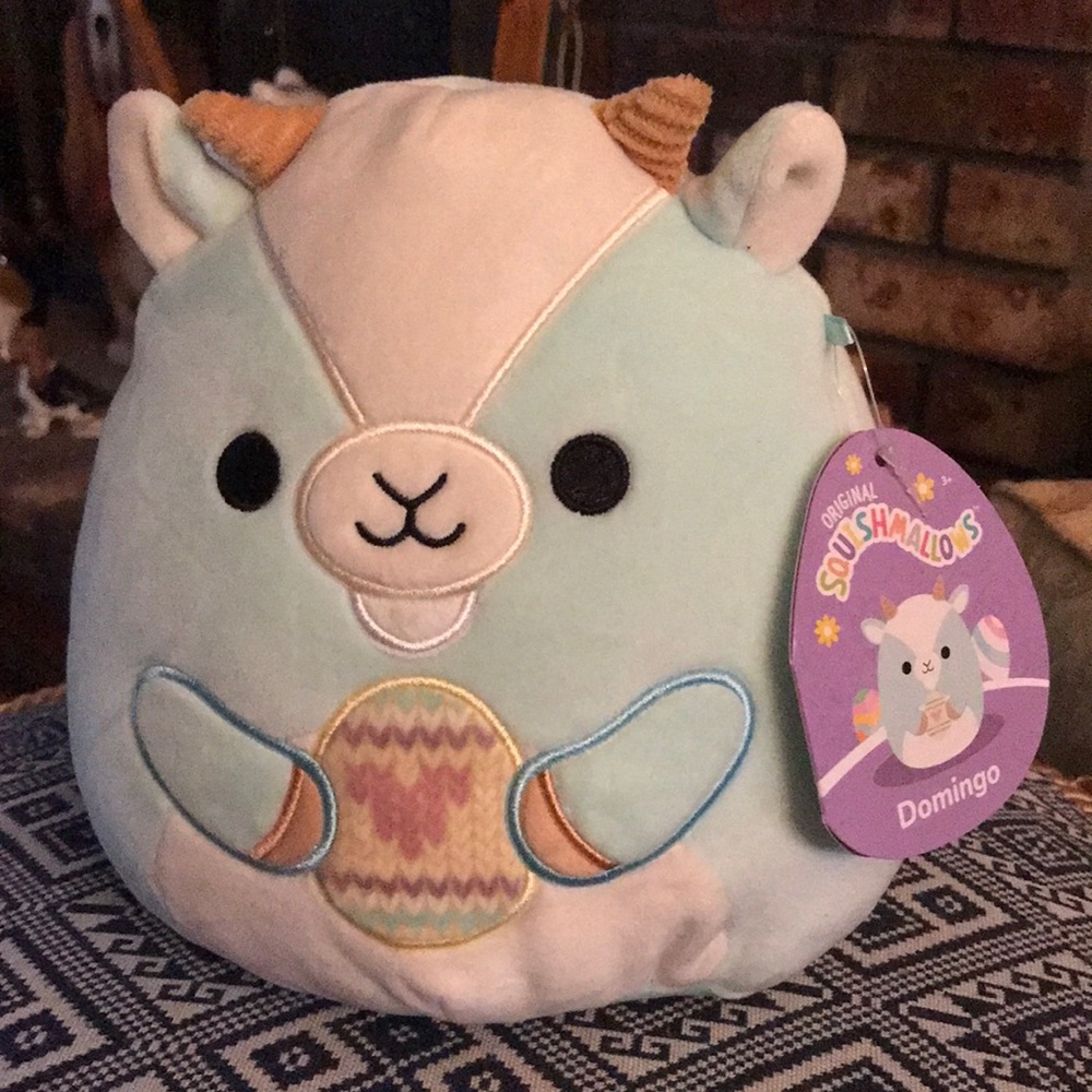 Squishmallows “Domingo” NWT